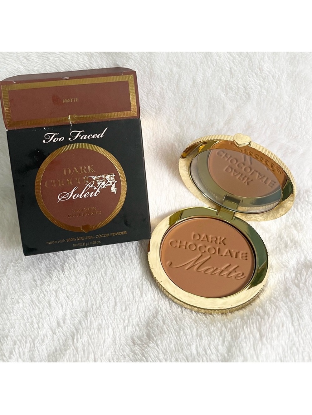 Too Faced DARK
CHOCOLATE Soleil Long-Wear Matte Bronzer 8g / .28oz